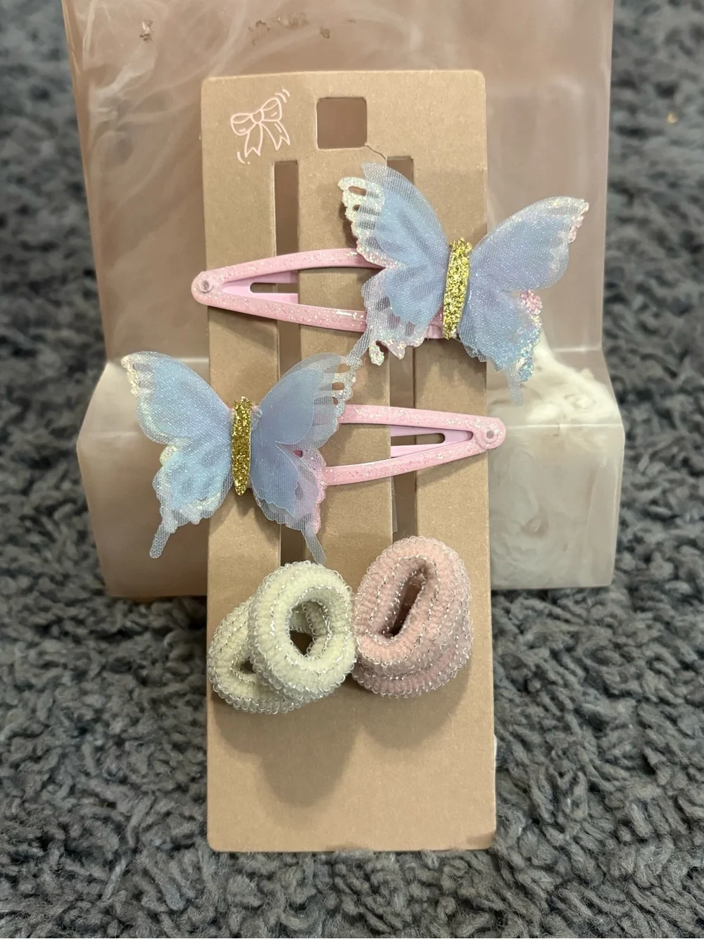 NWT set of 2 butterfly hair clips and 4 small hair ties